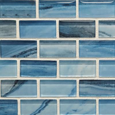 Isla pool waterline tile